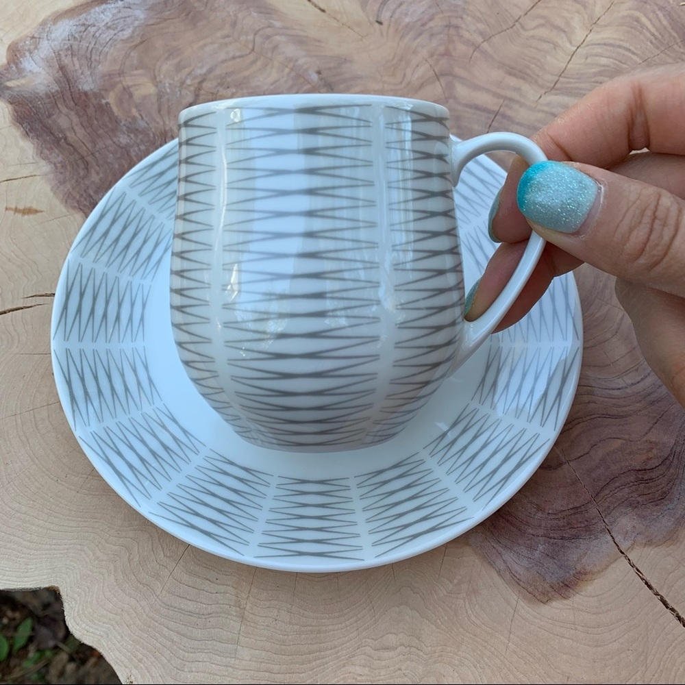 6 X Thomas design by Sigvard Bernadotte set of cups and saucers geometric design